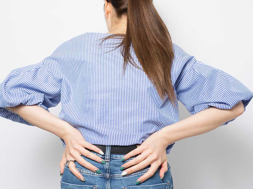 こんな症状はありませんか？(腰痛)